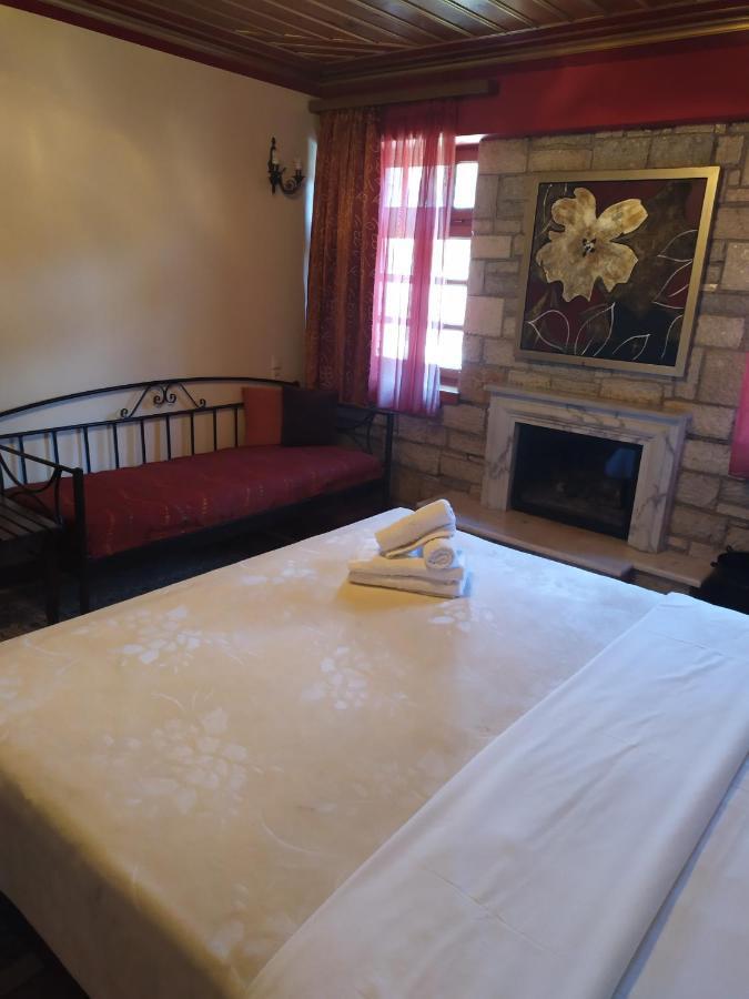 Aggelon Katafygio Hotel Asprangeloi Екстериор снимка